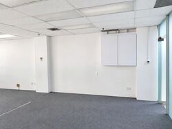 North Bridge Centre (D7), Office #623038911